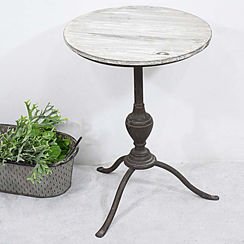 3 Splay Legs Pedestal shbby chic round wooden sideTable