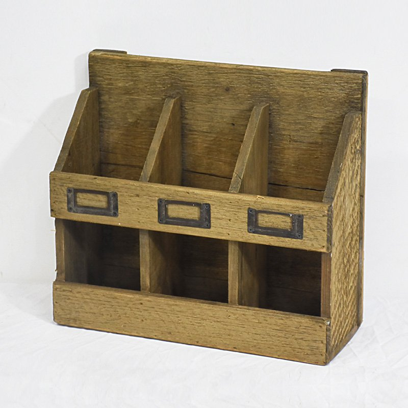 Shabby Chi Rustic Brown Wooden Wall Storage Shelf