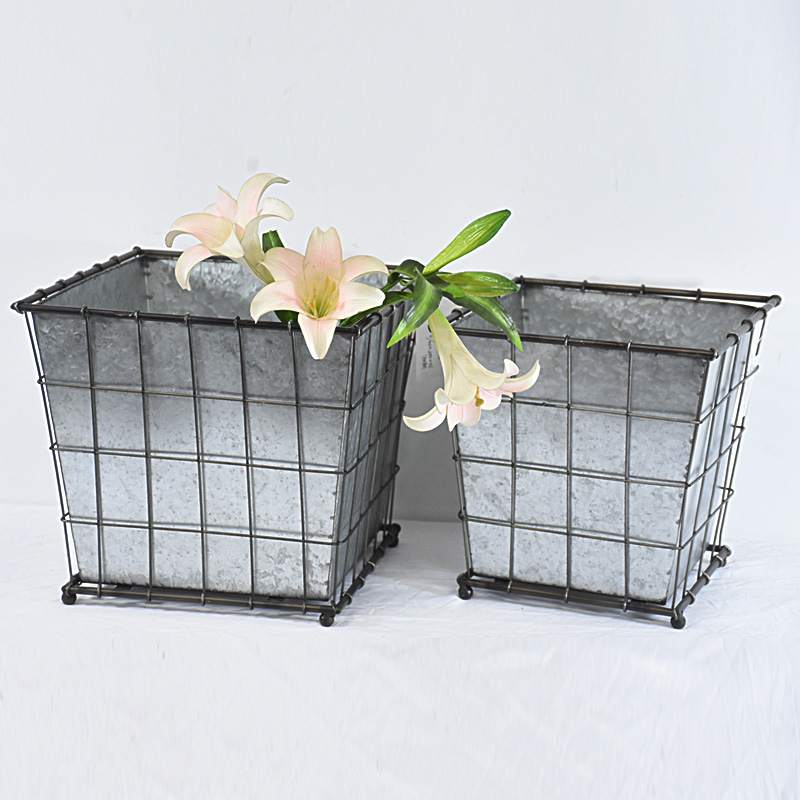 farmhouse square Chicken Wire Galvanized Metal Planter 